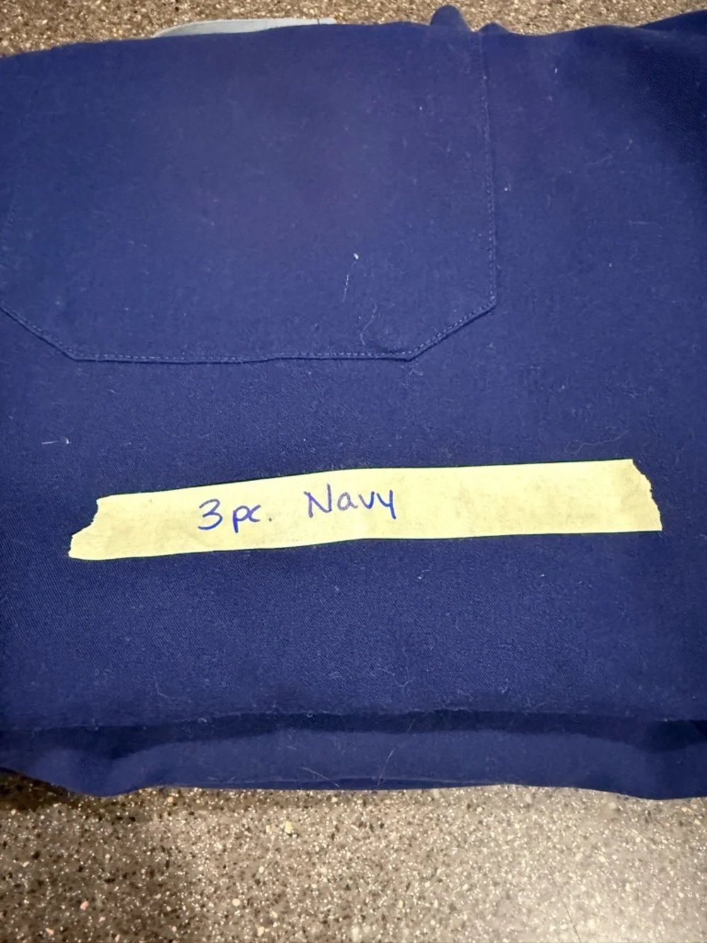 Figs Navy scrub set - Picture 6 of 8